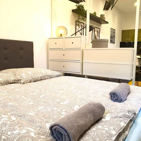 Loft House Apartment With Luxury Bathroom And Private Parking-3