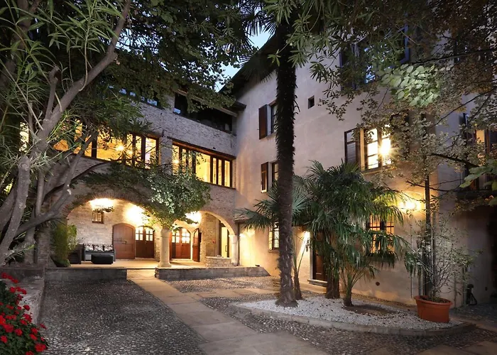 Kinderhotel Suites&Atelier Lake Como