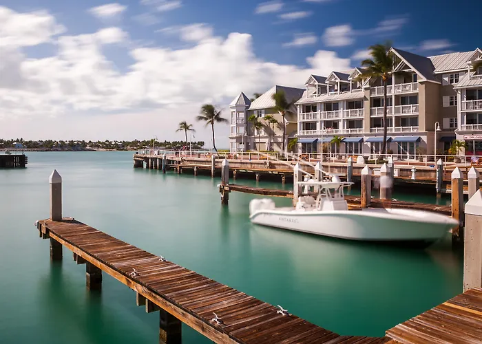 Resorts Guide Opal Key & Marina