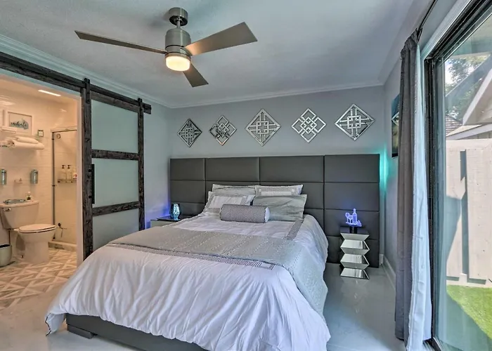 Coastal Resort Beach Villa < 1 Mi To Shore!