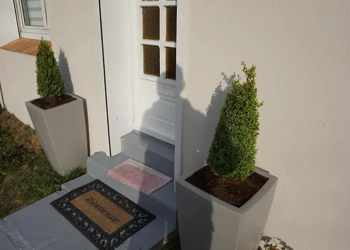 Maison de standing avec jardin à 200m de la plage