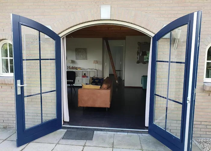 Villa met zwembad: Vakantiebungalow Otterlo
