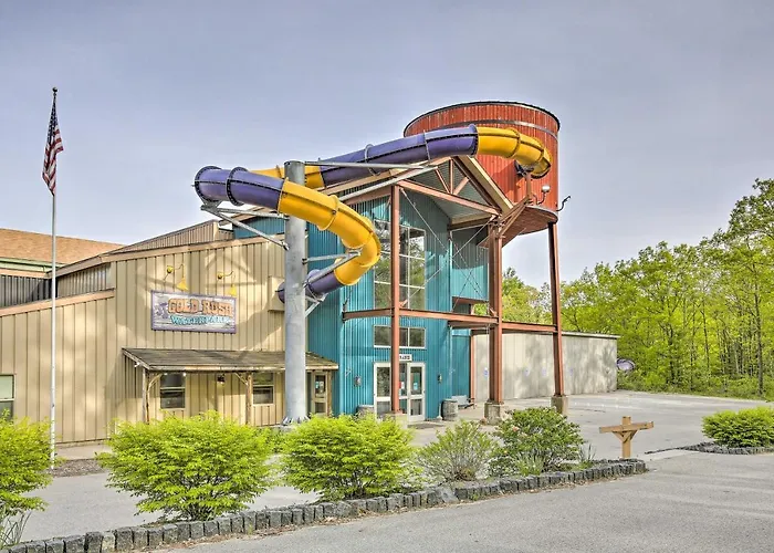 Resort Cabin W/ Fire Pit: Golf, Hike And Play!