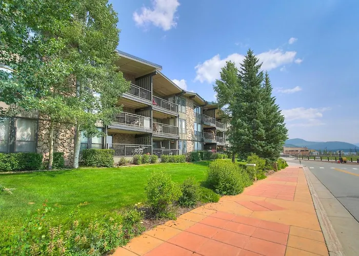 Mountain Luxury On Lake Dillon, Close To All The Best Ski Resorts In Colorado!