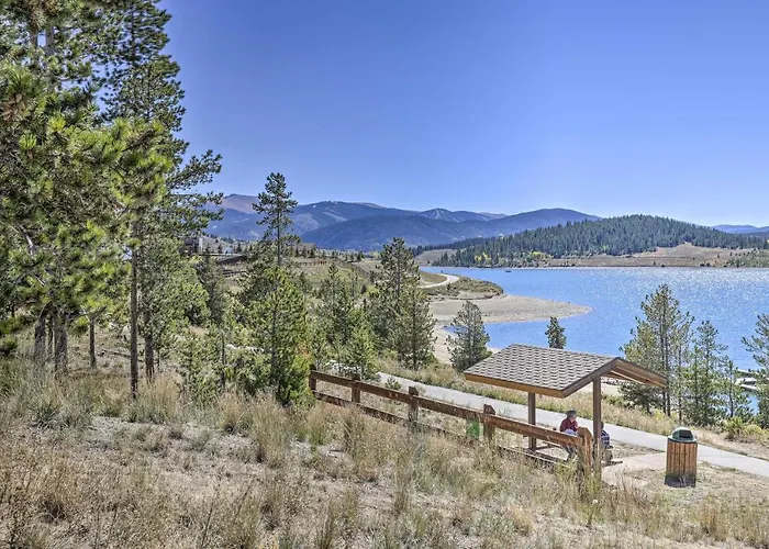 8 Mi To Keystone Resort: Dillion Condo W/ Hot Tub!