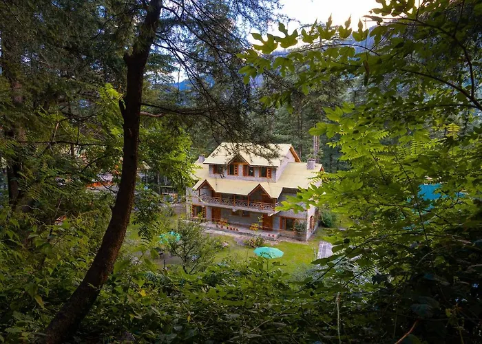 Stayvista At Casa Bella Vista- Luxury Stay, Central Manali
