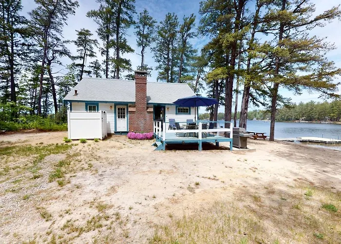 Lake House Retreat