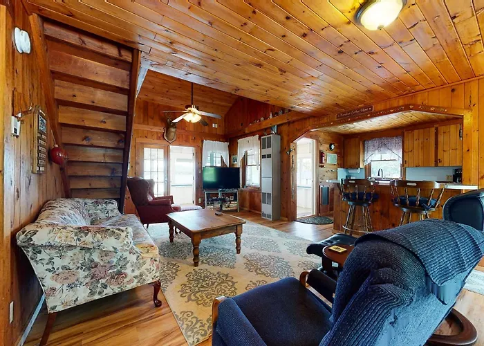 Lake House Retreat
