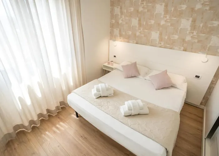 Bay Suites&Residence