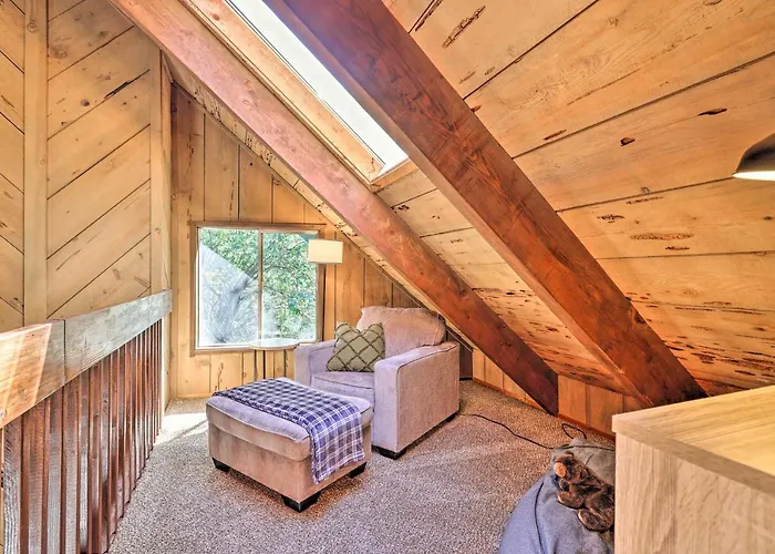 Near Trails: Cabin W/ 2-Level Deck In Twain Harte
