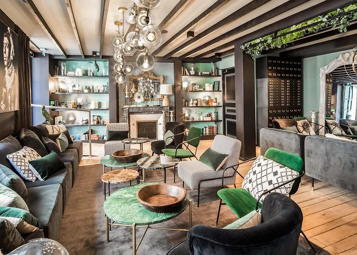 Maisons Du Monde &Suites