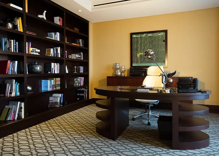 Hotels with tennis Intercontinental Boston By Ihg
