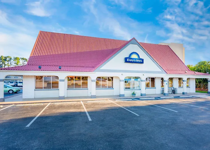 Days Inn By Wyndham / University