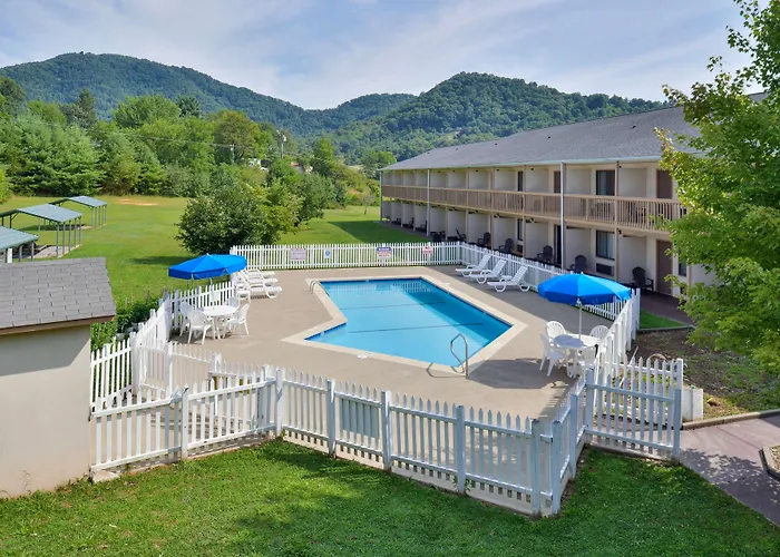 Americas Best Value Inn Canton