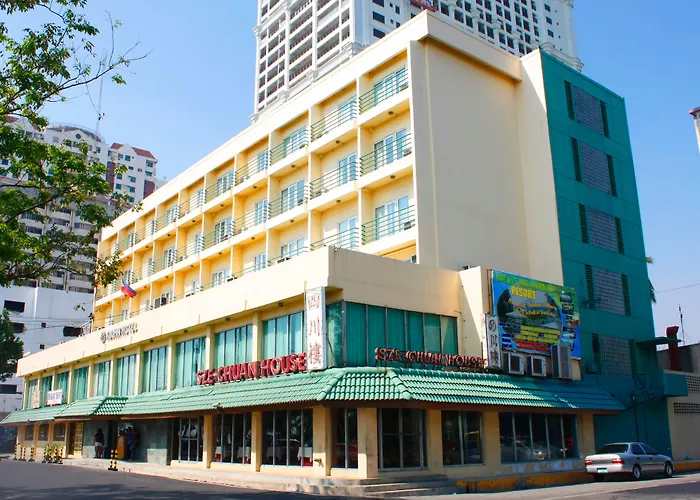 Aloha Hotel