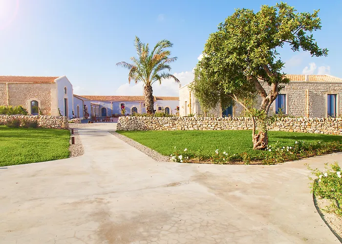 Masseria Del Carrubo - Ex Casal Di