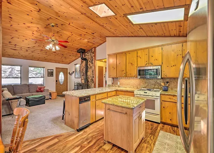 Deck W/ Forest Views: Quiet Twain Harte Cabin!