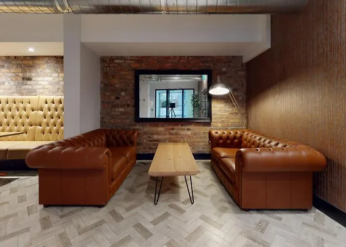 Penworks House Near Birmingham City Centre