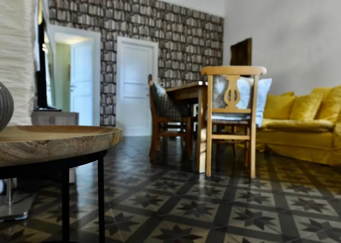 Villa Maria & Apartment