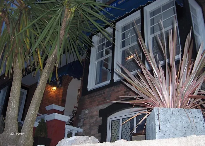 3 star hotels Kingsholm Guest House