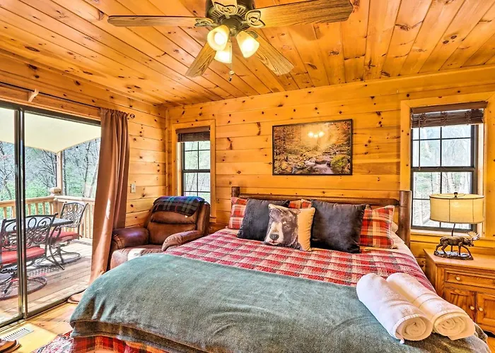 Cozy Cherry Log Cabin ~ 10 Mi To Mercier Orchards