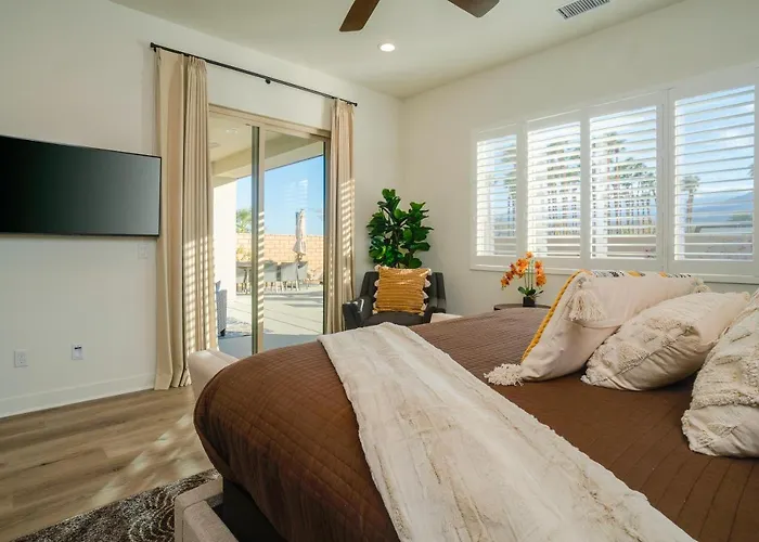 Desert Gem- New Home!