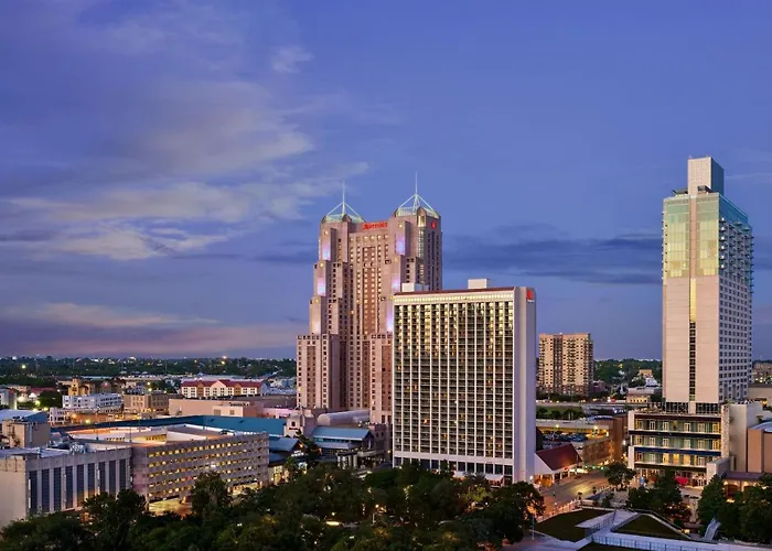 Kid friendly hotel San Antonio Marriott Rivercenter On The River Walk