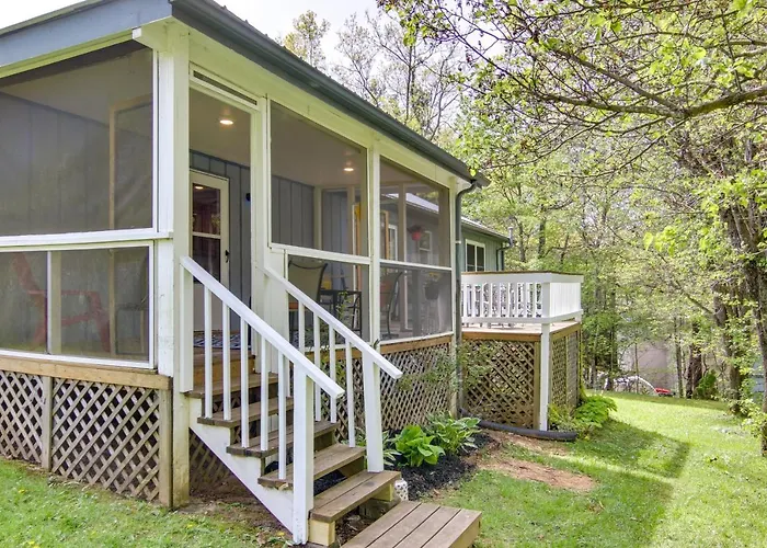 Pet-Friendly Black Mountain Vacation Home W/ Deck