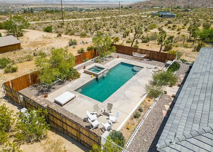Tranquil Family Friendly Pool Sanctuary Near Jtnp