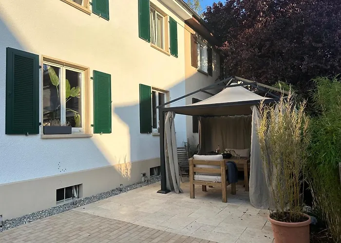 Altes Stadthaus Mit Garten Und Gewoelbekeller