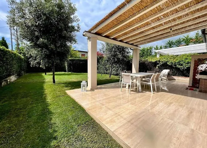 Villa Carli In Centro A Forte Dei Marmi