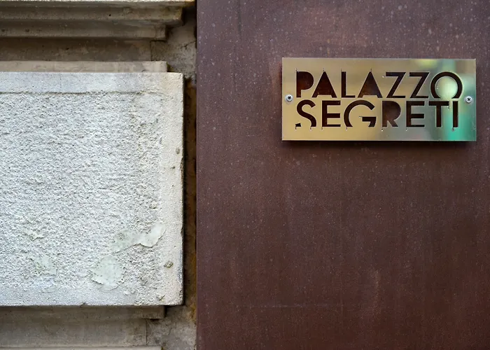  Palazzo Segreti