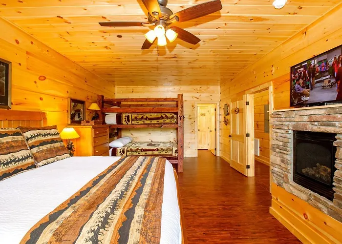 Luxury 14Br Haven: Views Games Hot Tubs More