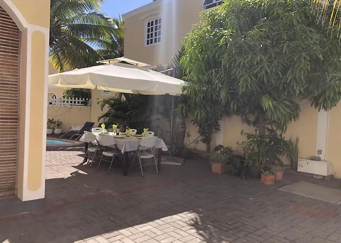 Coco Villa : A 10 Min En Tongues De La Plage De Pereybere