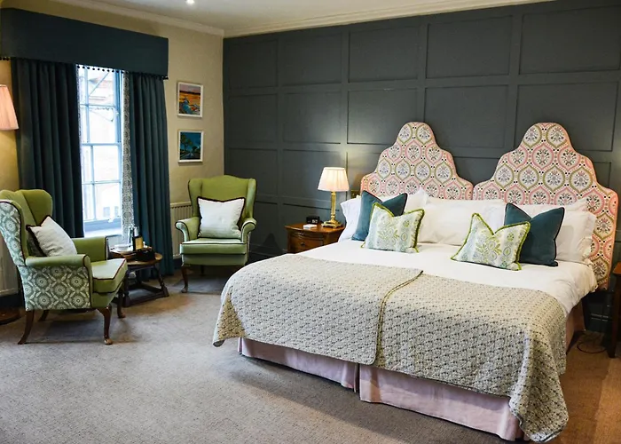 Romantic hotels Crown