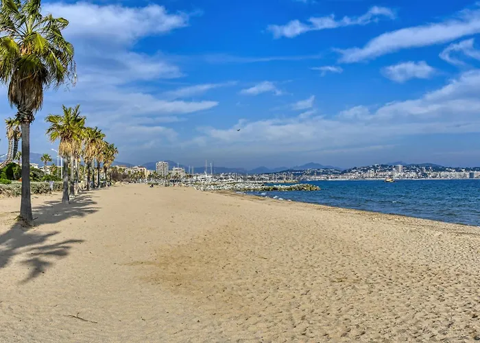 Location Maison Vacances Le Capitole-9 By Interhome