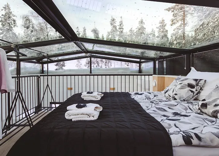 Glass Ceiling Suite Kipinae