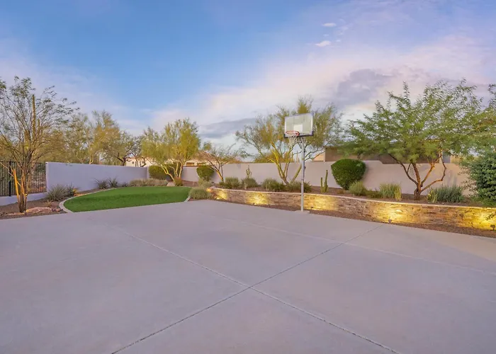 Luxury Estate, Heated Pool, Spa, Game Room, More