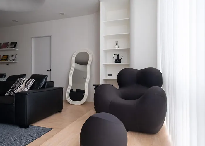 双層公寓 Duplex Apt.