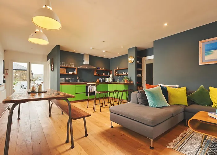 Crabshell Apartment