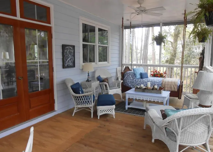 Beach Haven, 600 Feet From The Beach !!