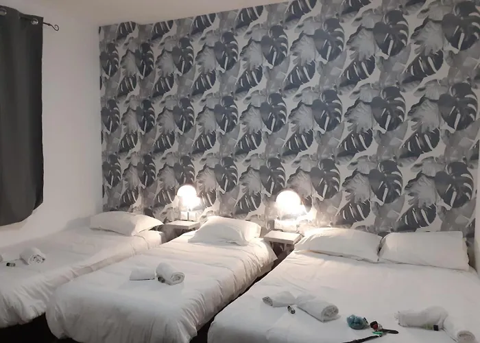 Hôtel bon marché: hôtel le Celtic Montluçon