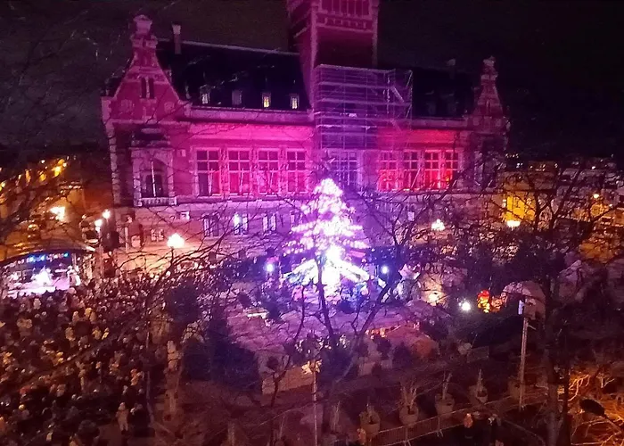 Maison de Ville restylée avec jardin, proche gare
