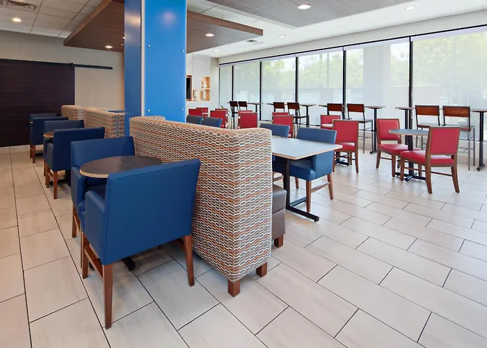 Holiday Inn Express Los Angeles Lax Airport By Ihg