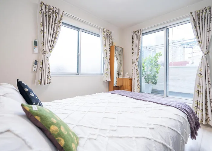 3 Bedroom House 7 Mins On Foot From Otsuka On The Yamanote Line