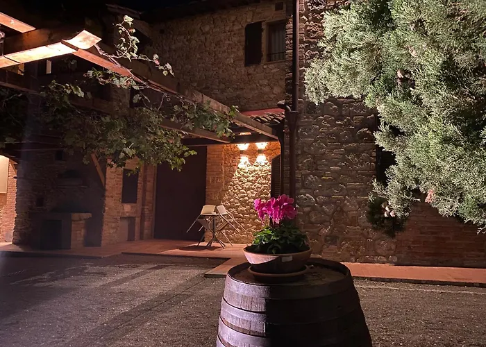 Tenuta Sovestro - Agriturismo E Winery