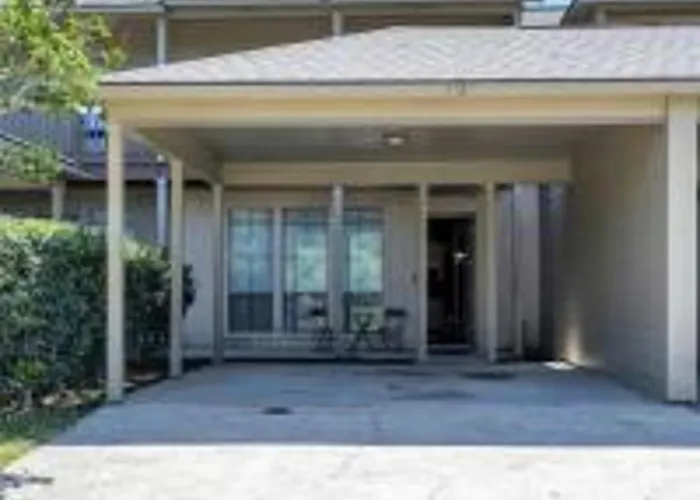 Stylish & Romantic Home, Long-Term Friendly, King