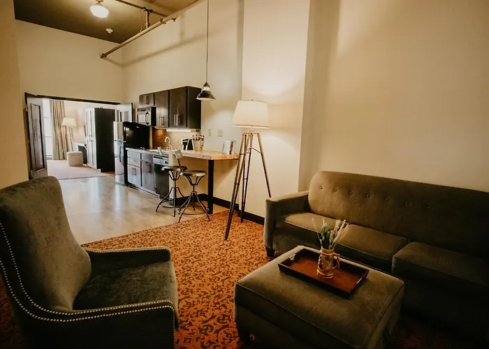 Brewhouse Inn And Suites