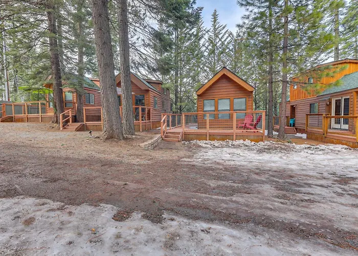 Cozy Lake Almanor Cabin, Outdoor Adventures Galore
