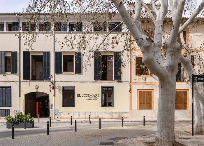 Hotel pres du College: El Josemari Hostel